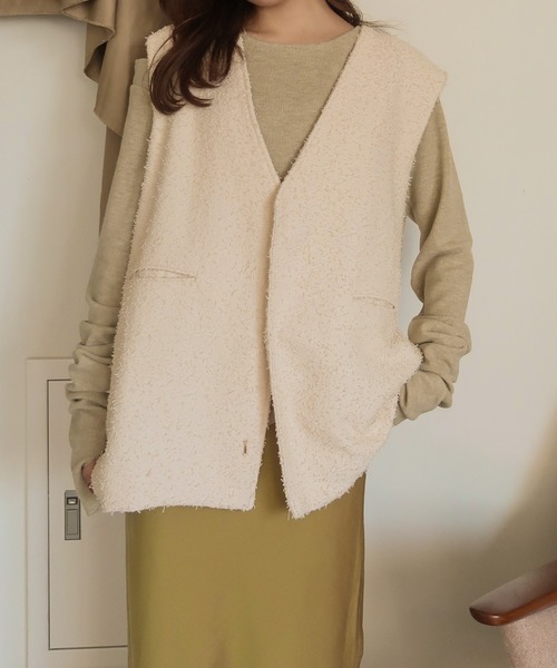 mideal(マイディール)の「tweed vest × finger holl tops / ツイードベスト × フィンガーホールトップス(その他トップス・レディース・ブラウン/ベージュ・FREE)」の13枚目の写真