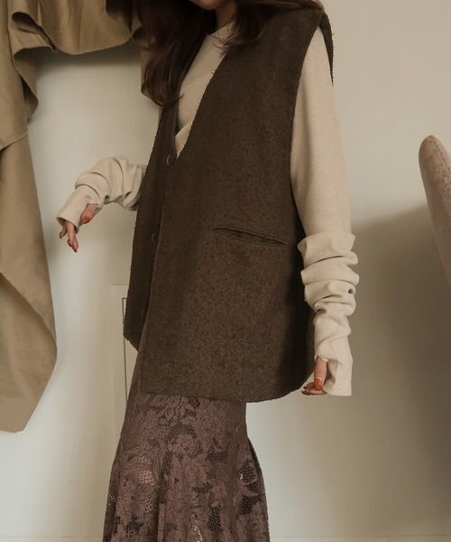 mideal(マイディール)の「tweed vest × finger holl tops / ツイードベスト × フィンガーホールトップス(その他トップス・レディース・ブラウン/ベージュ・FREE)」の18枚目の写真