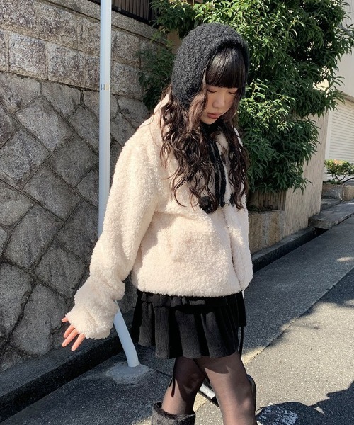 anyonemore(エニワンモア)の「ニットバブーシュカ(ニットキャップ/ビーニー・レディース・アイボリー/ブラック・FREE)」の18枚目の写真