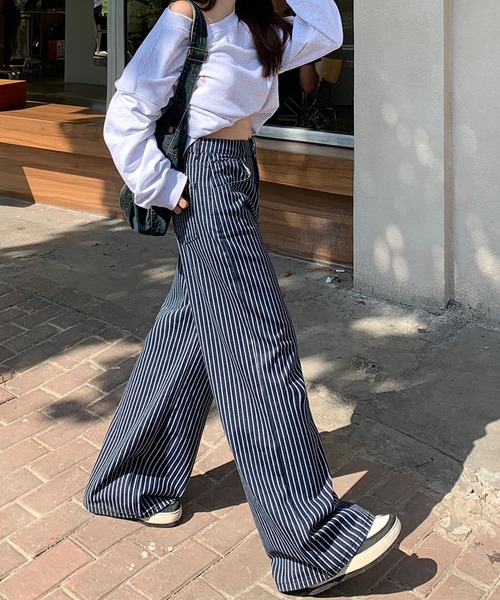 aimoha(アイモハ)の「ストライプワイドデニムパンツ(デニムパンツ・レディース・ネイビー・LARGE/MEDIUM/SMALL)」の10枚目の写真