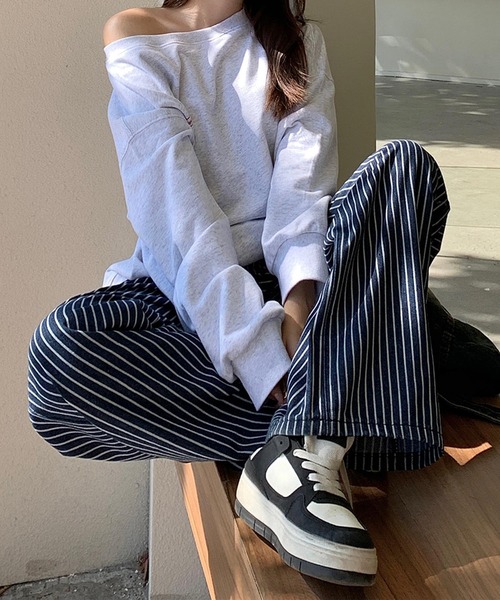 aimoha(アイモハ)の「ストライプワイドデニムパンツ(デニムパンツ・レディース・ネイビー・LARGE/MEDIUM/SMALL)」の11枚目の写真