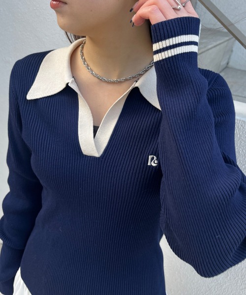 RAY CASSIN（レイカズン）の「胸刺繍スキッパーポロコンパクトニット（ニット/セーター・レディース・ブラック系その他2/ホワイト系その他2/ネイビー/レッド・FREE）」の14枚目の写真