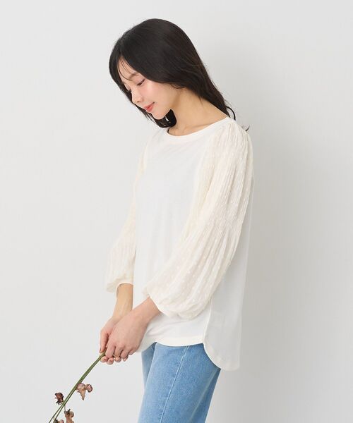 earth music&ecology(アースミュージックアンドエコロジー)の「マジョリカプリーツプルオーバー(シャツ/ブラウス・レディース・ピンクベージュ/アイボリー/オフホワイト/サックスブルー/ネイビー/ブラック・FREE)」の15枚目の写真