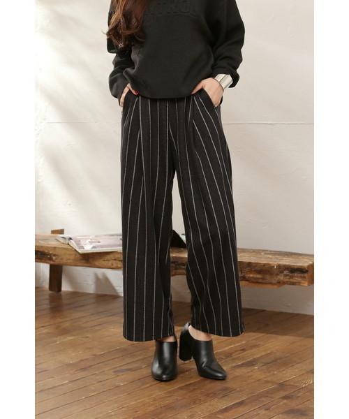 AZUL by moussy（アズールバイマウジー）の「TRタックワイドパンツ（その他パンツ・レディース・ブラック/トップグレー/ブラック系その他/レディッシュグレー・LARGE/SMALL/MEDIUM/X-LARGE）」の2枚目の写真