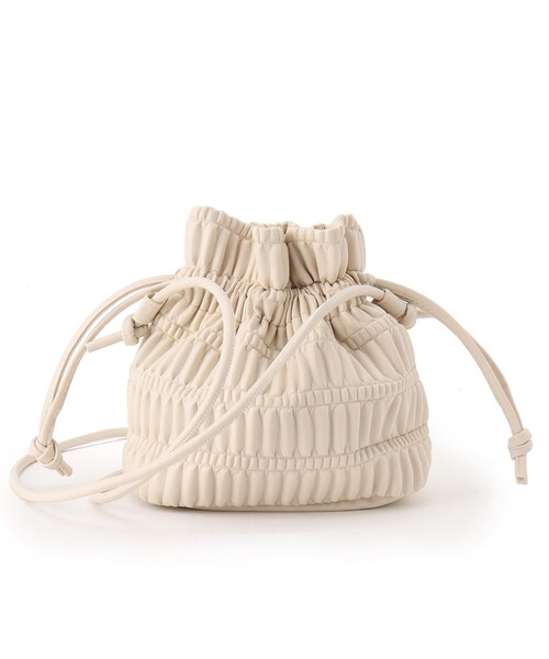 SHOO・LA・RUE(シューラルー)の「プリーツ巾着ショルダーバッグ(ショルダーバッグ・レディース・アイボリー/ブラック/シルバー・00)」の17枚目の写真