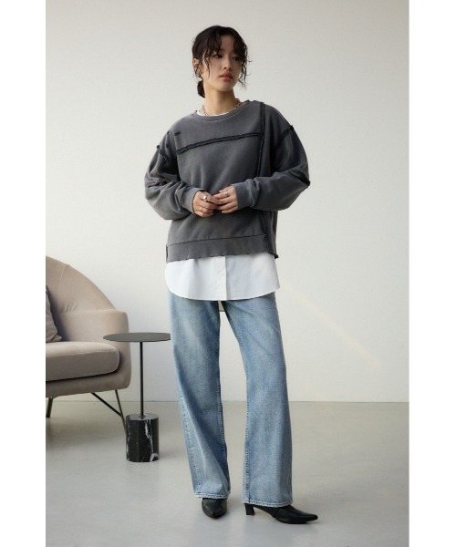 AZUL by moussy(アズールバイマウジー)の「スリットベルトパンプス(パンプス・レディース・ブラック/グレイッシュベージュ・LARGE/MEDIUM/SMALL)」の4枚目の写真