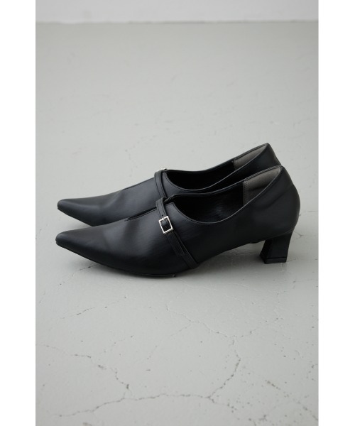 AZUL by moussy(アズールバイマウジー)の「スリットベルトパンプス(パンプス・レディース・ブラック/グレイッシュベージュ・LARGE/MEDIUM/SMALL)」の5枚目の写真