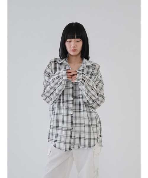 Uenui（ウニュイ）の「【 cunii 】チェック柄 ルーズフィット ロングシャツ オーバーサイズ（シャツ/ブラウス・レディース・ピンク/アイボリー/ブラック・FREE）」の4枚目の写真