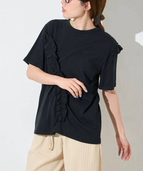 TRIANGLE PALETTE（トライアングルパレット）の「アシンメトリーフリル半袖Tシャツ（Tシャツ/カットソー・レディース・ホワイト/グレー/ブラック/ピンク・FREE）」の13枚目の写真