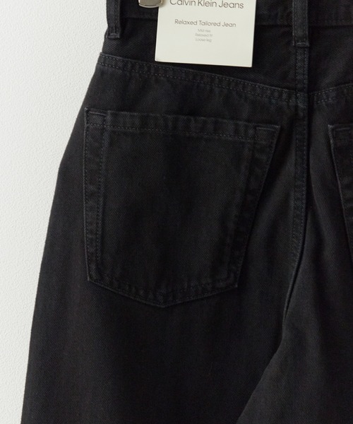 Calvin Klein（カルバン・クライン）の「Calvin Klein/カルバンクライン TROUSER BARREL SOFT BLACK トラウザーパンツ（デニムパンツ・レディース・ブラック・24/26/28）」の11枚目の写真
