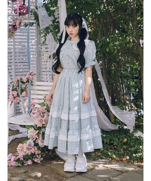 merry jenny(メリージェニー)の「frill frill スニーカー(スニーカー・レディース・アイボリー/ブラック/ピンク・MEDIUM/LARGE)」の5枚目の写真