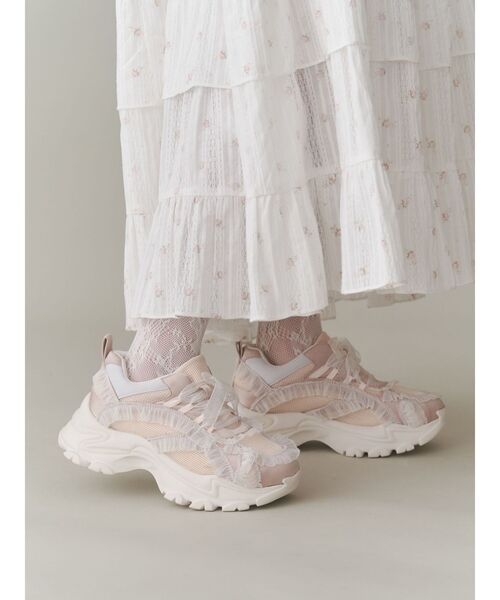 merry jenny(メリージェニー)の「frill frill スニーカー(スニーカー・レディース・アイボリー/ブラック/ピンク・MEDIUM/LARGE)」の6枚目の写真
