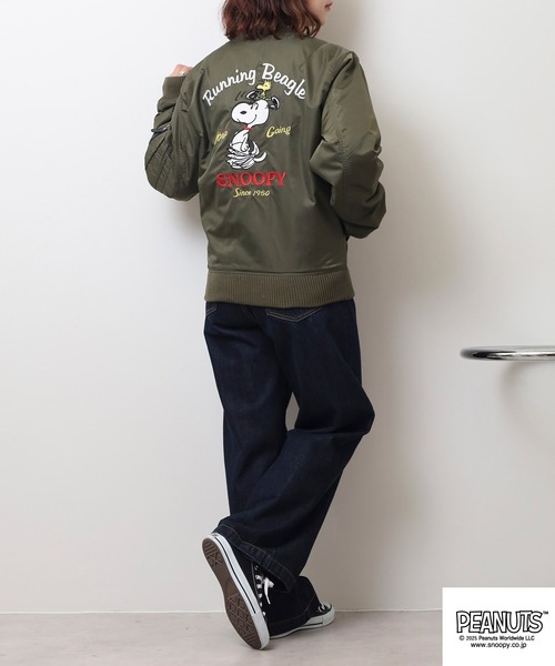 PEANUTS（ピーナッツ）の「PEANUTS ランニング柄MA-1ジャケット（MA-1・メンズ・ブラック/カーキ・LL/L/M）」の18枚目の写真