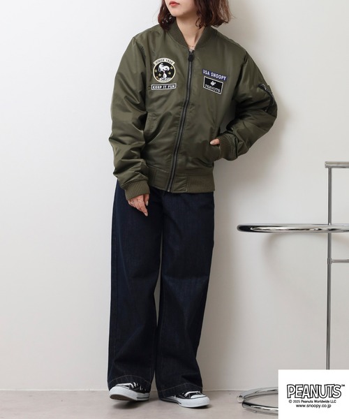 PEANUTS（ピーナッツ）の「PEANUTS ランニング柄MA-1ジャケット（MA-1・メンズ・ブラック/カーキ・LL/L/M）」の17枚目の写真