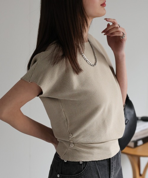 model：162㎝着用サイズ：F