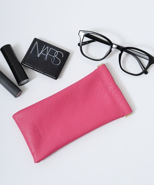 FUNALIVE（ファンアライブ）の「バネ口メガネケース（イタリアンレザー）（メガネ・メンズ・ピンク/キャメル/イエロー/ターコイズブルー/ブラック/チョコ・FREE）」の6枚目の写真