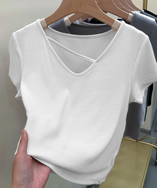 BANICO(バニコ)の「【Banico】クロスデザインVネック半袖トップス (SS)(Tシャツ/カットソー・レディース・グレー/オフホワイト/ブラック/ホワイト・MEDIUM/LARGE)」の13枚目の写真