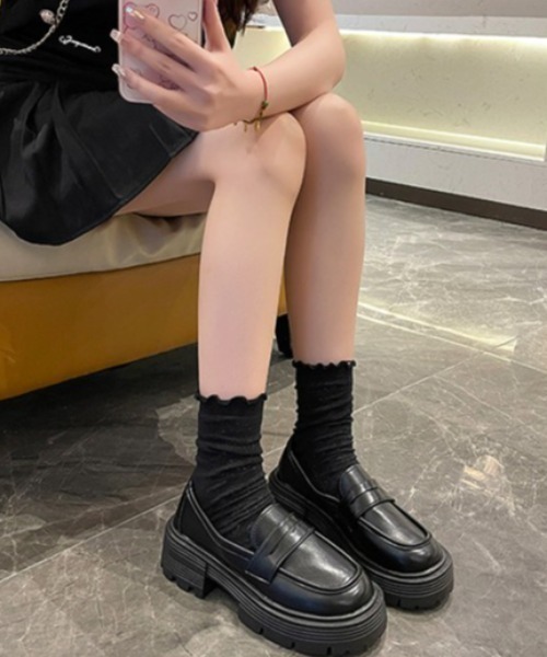 mebole(メボレ)の「ボリュームソールローファー(ローファー・レディース・アイボリー/ブラック/ブラウン・SMALL/MEDIUM/LARGE)」の9枚目の写真