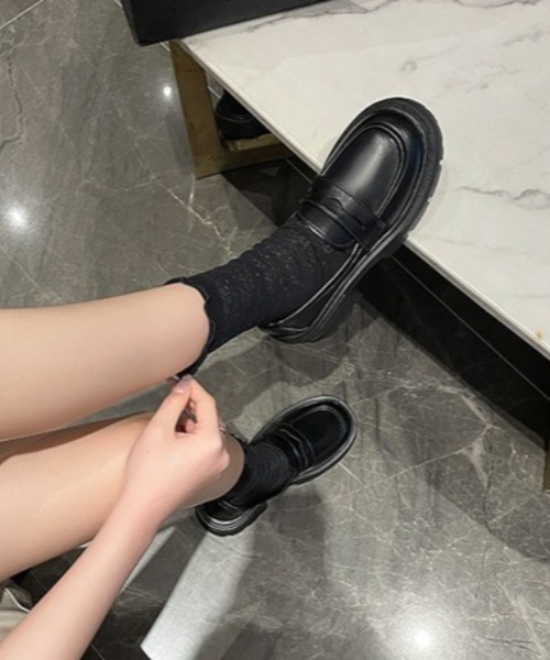 mebole(メボレ)の「ボリュームソールローファー(ローファー・レディース・アイボリー/ブラック/ブラウン・SMALL/MEDIUM/LARGE)」の12枚目の写真