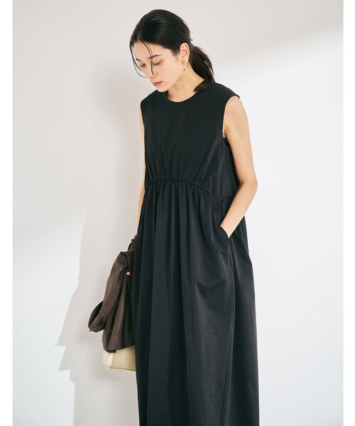 green label relaxing（グリーンレーベルリラクシング）の「ライトメモリー ノースリーブ ワンピース -UVカット-（ワンピース・レディース・オフホワイト/ブラック/コバルトブルー・FREE）」の5枚目の写真