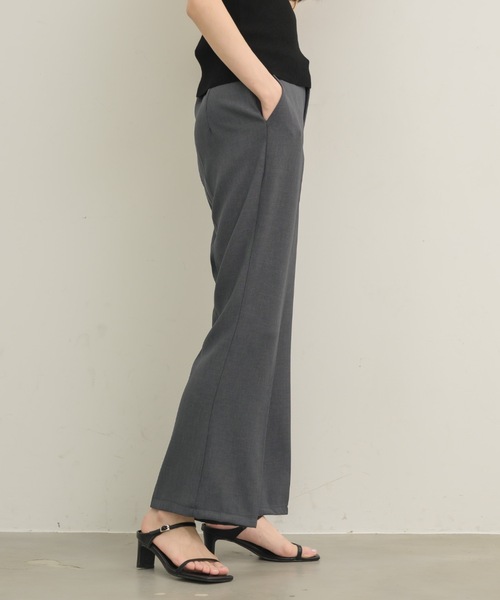 NEUNA(ヌナ)の「クロップドフレアパンツ(スラックス・レディース・ブラック/グレー・MEDIUM/SMALL)」の19枚目の写真