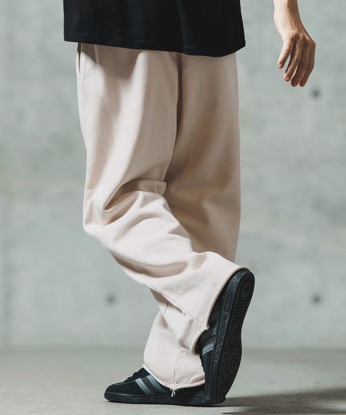 GLIMCLAP(グリムクラップ)の「mp13552- Wide straight sweat pants スウェットパンツ(スウェットパンツ・メンズ・ブラック/ミックスグレー/キナリ・S/M/L)」の15枚目の写真