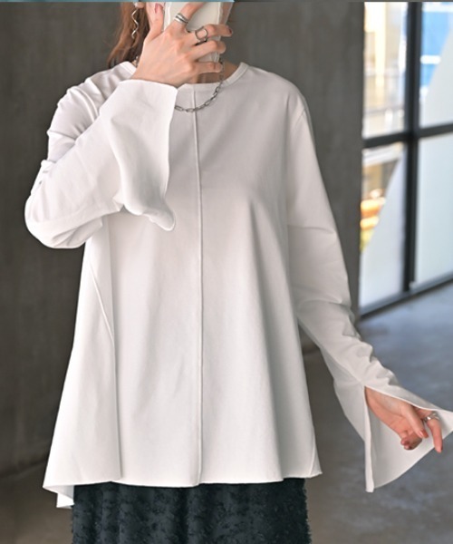 HUG.U(ハグユー)の「ブラウス見え 上質きれいめ フレアロンT(Tシャツ/カットソー・レディース・ブラック/ホワイト・L/M)」の4枚目の写真