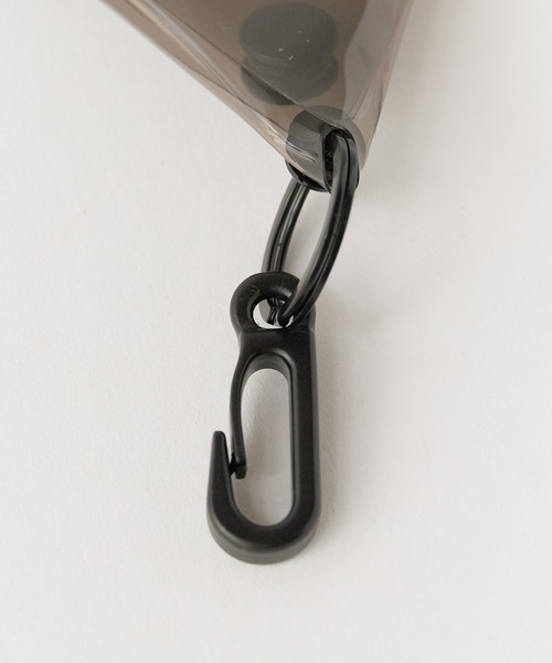 POLeR(ポーラー)の「POLeR/ポーラー PVC TRYANGLE COIN CASE コインケース(コインケース・メンズ・ブラック/イエロー/クリア/オレンジ・FREE)」の12枚目の写真