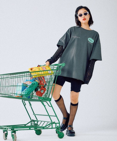 LEPSIM（レプシィム）の「BIGプリントチュニック　490451（Tシャツ/カットソー・レディース・イエロー/ライトグレー/チャコールグレー/オフホワイト/ホワイト系その他/ブラック・FREE）」の22枚目の写真