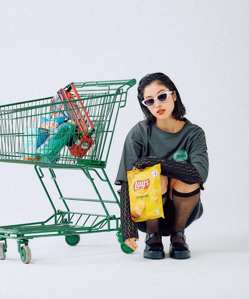 LEPSIM（レプシィム）の「BIGプリントチュニック　490451（Tシャツ/カットソー・レディース・イエロー/ライトグレー/チャコールグレー/オフホワイト/ホワイト系その他/ブラック・FREE）」の19枚目の写真