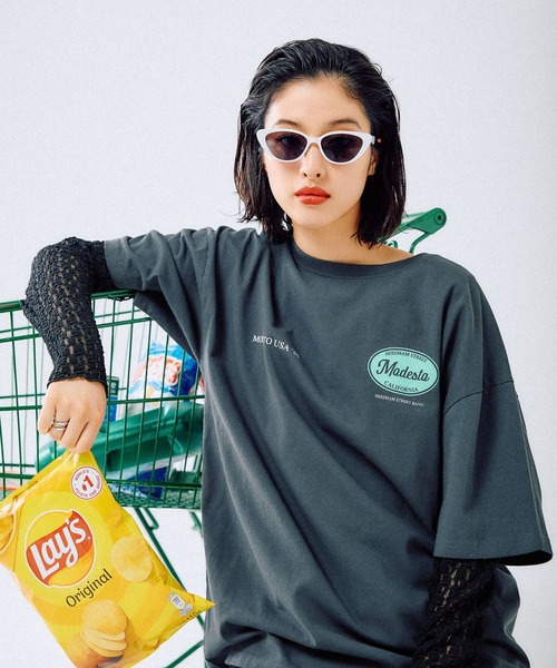 LEPSIM（レプシィム）の「BIGプリントチュニック　490451（Tシャツ/カットソー・レディース・イエロー/ライトグレー/チャコールグレー/オフホワイト/ホワイト系その他/ブラック・FREE）」の17枚目の写真