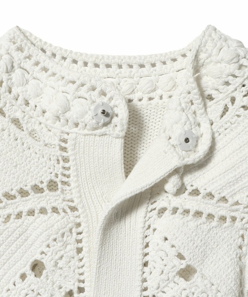 boussole（ブソル）の「BOUSSOLE / クロシェ トップス《ESTNATION EXCLUSIVE》（カーディガン/ボレロ・レディース・オフホワイト/ブラック・FREE）」の9枚目の写真