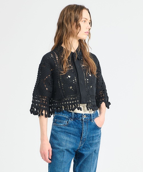 boussole（ブソル）の「BOUSSOLE / クロシェ トップス《ESTNATION EXCLUSIVE》（カーディガン/ボレロ・レディース・オフホワイト/ブラック・FREE）」の3枚目の写真