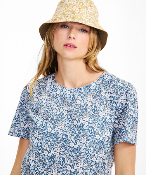 AIGLE(エーグル)の「リバティプリントブラウス(シャツ/ブラウス・レディース・ブルー/ベージュ・40/36/38)」の3枚目の写真