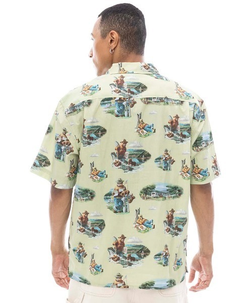 ELEMENT(エレメント)の「ELEMENT メンズ SBXE CAMP SS Tシャツ 【2025年春夏モデル】/エレメントSMOKEY BEARコラボ総柄半袖シャツ(シャツ/ブラウス・メンズ・グリーン系その他・MEDIUM/LARGE/X-LARGE)」の3枚目の写真