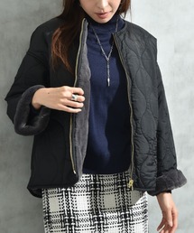 INTERPLANET | ナイロンタフタ＊ファーキルトリバーシブルショートコート(ノーカラーコート)