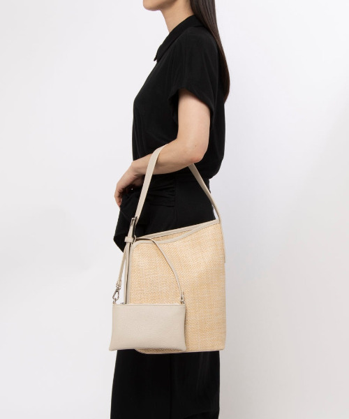 cache cache(カシュ カシュ)の「カシュカシュ cachecache / 雑材風アシンメトリートート(トートバッグ・レディース・キャメル/ブラック/アイボリー・FREE)」の1枚目の写真