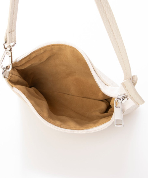cache cache(カシュ カシュ)の「カシュカシュ cachecache / 雑材風アシンメトリートート(トートバッグ・レディース・キャメル/ブラック/アイボリー・FREE)」の11枚目の写真