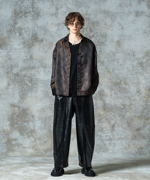 glamb（グラム）の「Synth Leather Baggy Slacks / シンセレザーバギースラックス（スラックス・メンズ・ブラック/ブラック系その他・S/M/L）」の18枚目の写真