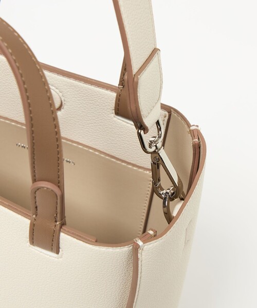 UNITED ARROWS（ユナイテッドアローズ）の「ミニ コンビ トートバッグ（トートバッグ・レディース・オフホワイト/ブラック・FREE）」の11枚目の写真