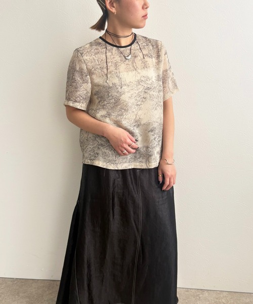 LHELBIE（レルビエ）の「サッカープリントブラウス（シャツ/ブラウス・レディース・ブラック/ベージュ/ネイビー・M）」の15枚目の写真