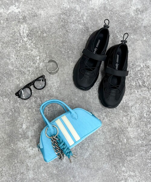 fredy emue（フレディエミュ）の「スポーティサテンボストンバッグ（ボストンバッグ・レディース・ベージュ/ライトブルー/ブラック・FREE）」の12枚目の写真