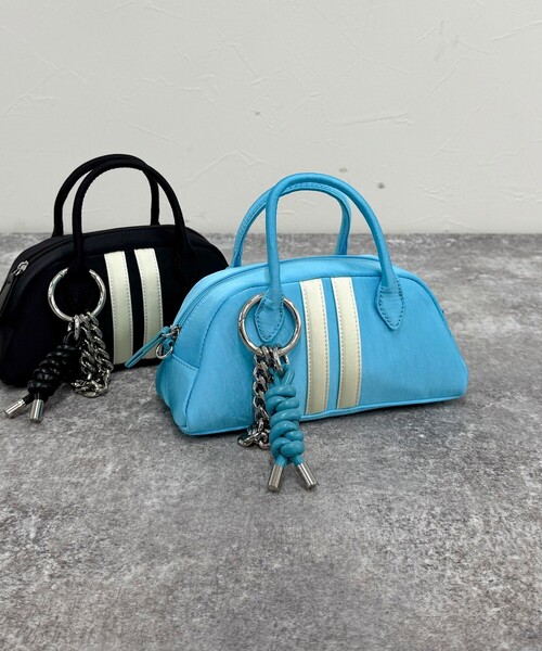 fredy emue（フレディエミュ）の「スポーティサテンボストンバッグ（ボストンバッグ・レディース・ベージュ/ライトブルー/ブラック・FREE）」の11枚目の写真