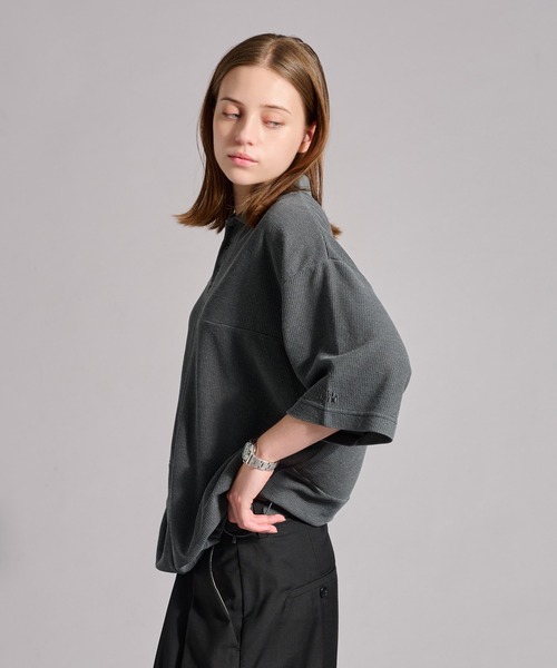 WETTEMPT（ウィテンプト）の「SWITCHING PIGMENT WAFFLE POLO / 切り替えピグメントワッフルポロ（ポロシャツ・メンズ・チャコール/ベージュ/グレー/ブルー・SMALL/MEDIUM/LARGE）」の7枚目の写真