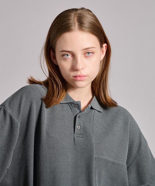 WETTEMPT（ウィテンプト）の「SWITCHING PIGMENT WAFFLE POLO / 切り替えピグメントワッフルポロ（ポロシャツ・メンズ・チャコール/ベージュ/グレー/ブルー・SMALL/MEDIUM/LARGE）」の19枚目の写真