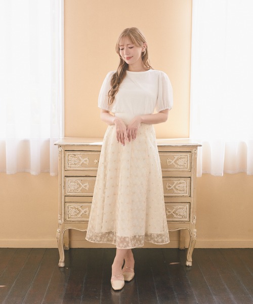 Areeam（アリーム）の「フラワー刺繍チュールスカート（スカート・レディース・オフホワイト/ライトパープル・FREE）」の6枚目の写真