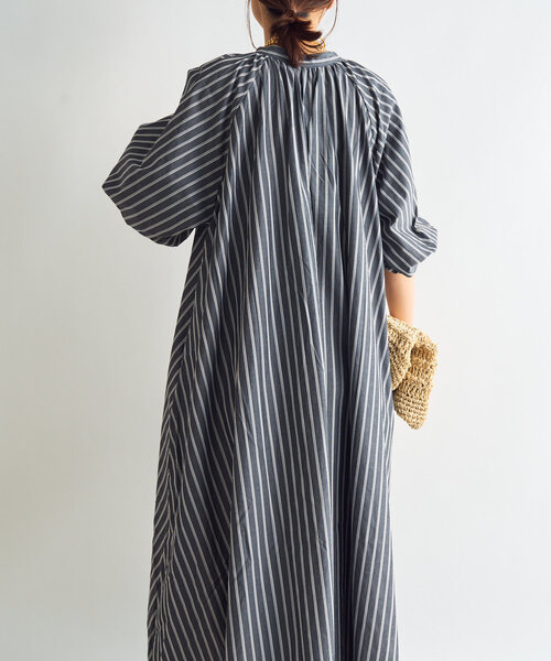un dix cors（アンディコール）の「《一枚で着映え》スキッパーストライプワンピース（シャツワンピース・レディース・ブラック/ブルー/キャメル・FREE）」の22枚目の写真