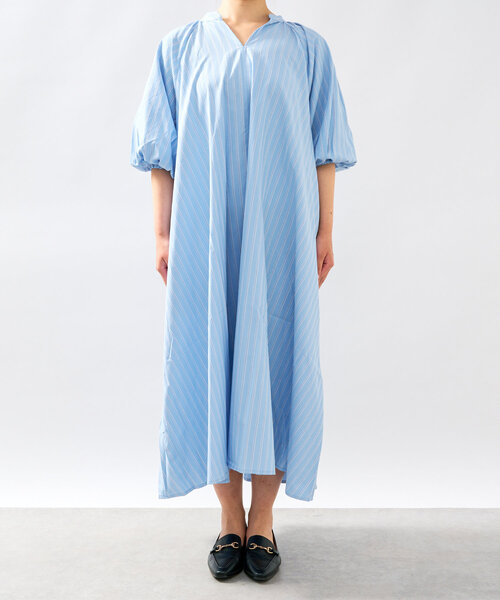 un dix cors（アンディコール）の「《一枚で着映え》スキッパーストライプワンピース（シャツワンピース・レディース・ブラック/ブルー/キャメル・FREE）」の13枚目の写真