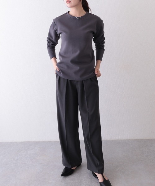 DAYRA(デイラ)の「ソリッドカラー クルーネック 長袖 ベーシック Tシャツ(Tシャツ/カットソー・レディース・ブラック/チャコールグレー/ホワイト/ベージュ/モカ/ミント・FREE/S)」の17枚目の写真