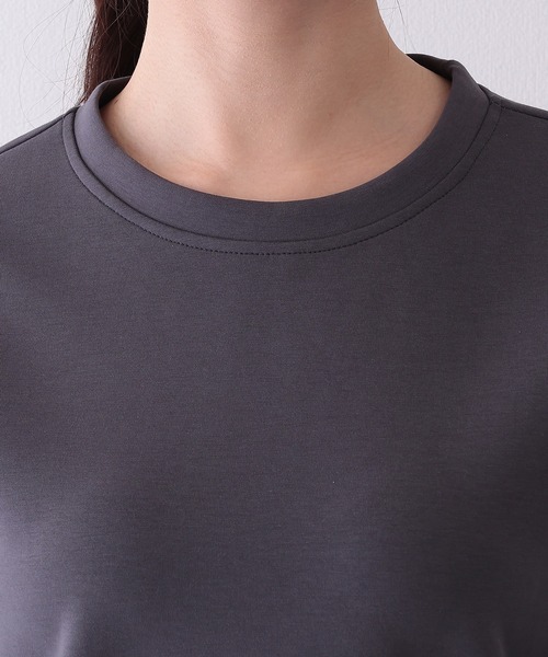 DAYRA(デイラ)の「ソリッドカラー クルーネック 長袖 ベーシック Tシャツ(Tシャツ/カットソー・レディース・ブラック/チャコールグレー/ホワイト/ベージュ/モカ/ミント・FREE/S)」の18枚目の写真